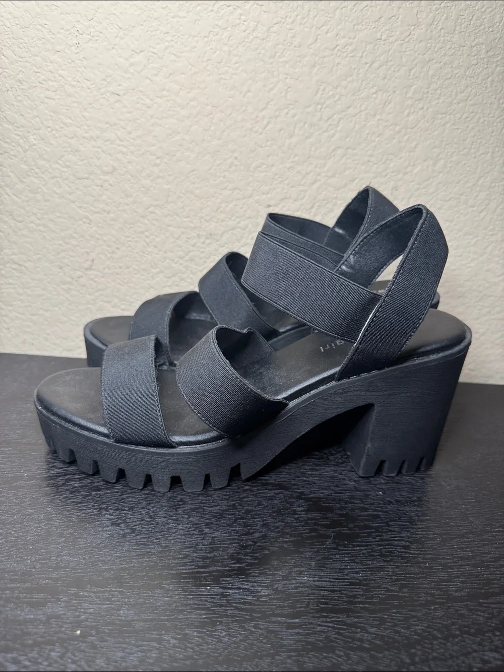 Madden Girl Soohoo Lug Sole Heels Size 11